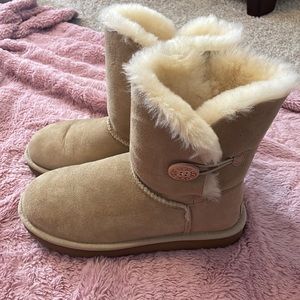Uggs